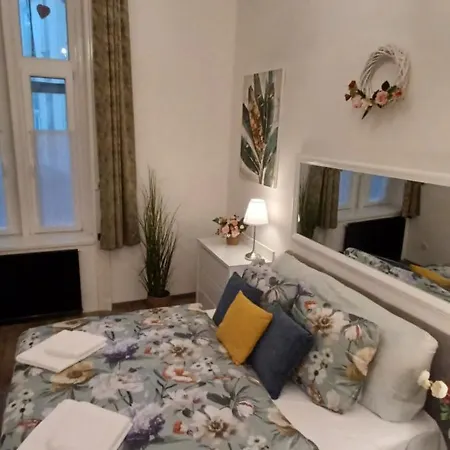 Palace2 * Budapest