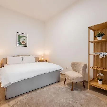 Magnolia Aparthotel *