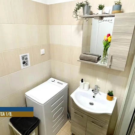 Little Americas New York Little Americas New York Rooftop Terrace Apartment Budapest
