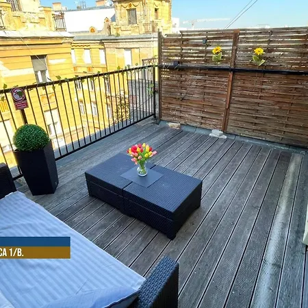 Apartment Little Americas New York Little Americas New York Rooftop Terrace Budapest