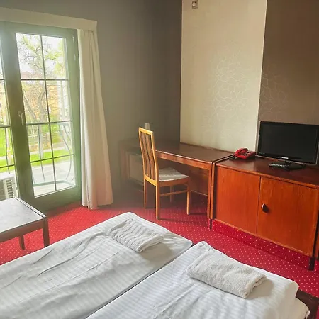 Hotel Amadeus 3*