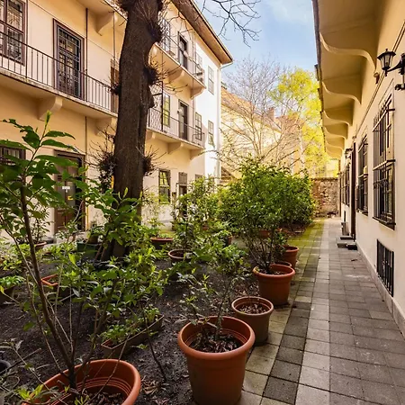 Amber Gardenview Downtown 3* ブダペスト