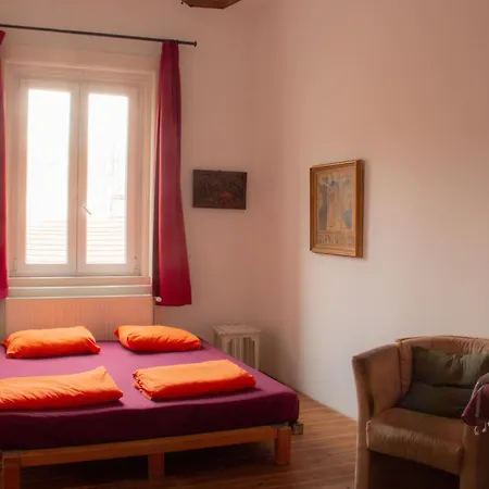 Nest Vandrarhem Budapest
