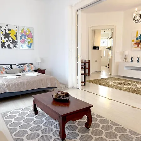 Elegant 125m2 In Center Of דירה *
