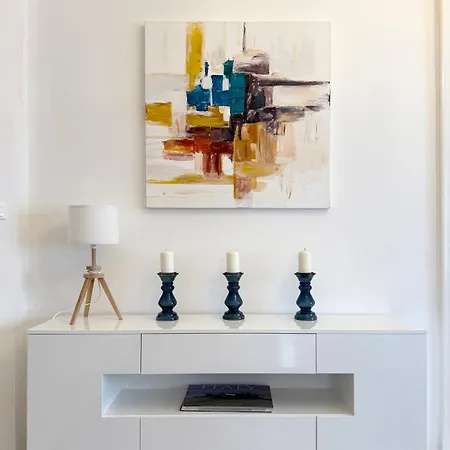 Apartment Elegant 125m2 In Center Of *