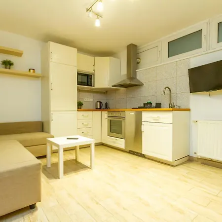 Diplomat Quarter 2 Bdr By Newave Apartment *