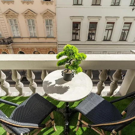 Basilica View Prime With Free Parking *