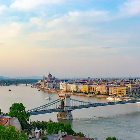 D35 - Chic Boutique Apartments By Bqa Apartment Budapest