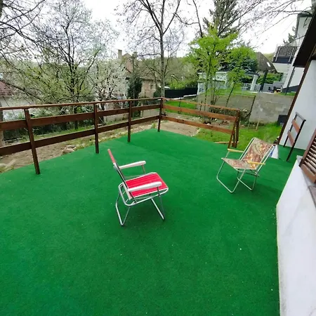 Dual-level Cityside Mansion * Budapest
