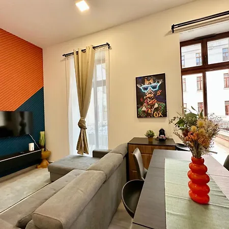 Apartment Gatsby Design By Chivi In Gozsdu #terasse #freeparking