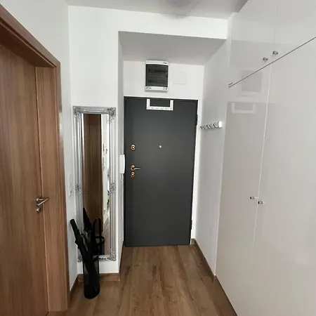 Appartamento Luxe Central Studio With Pool, Parking & Ac