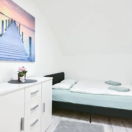 Madman's Labyrinth By Nw Apartment