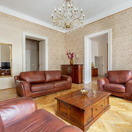 Summit Sanctuary Apartment Budapest