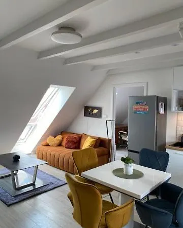 Apartment R77 Downtown - Penthouse *