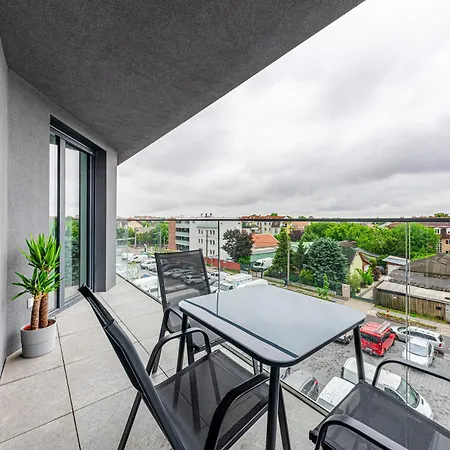 Zenit Sunrise Oasis With Terrace & Garage Parking Apartamento Budapest