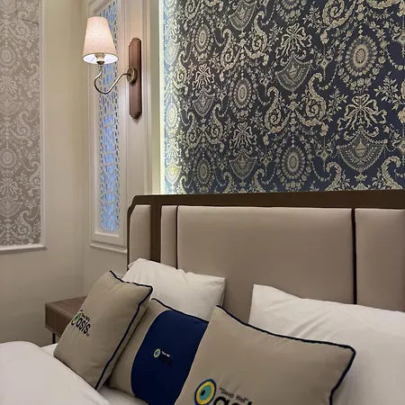 Oasis 4* Budapest