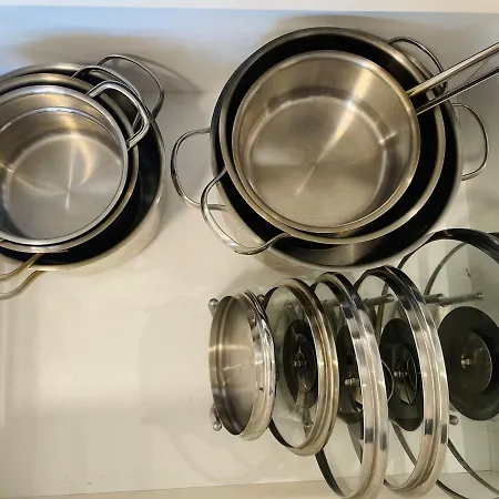 Ac With Metro 3 On Doorsteps, 15mins To Center Apartment *
