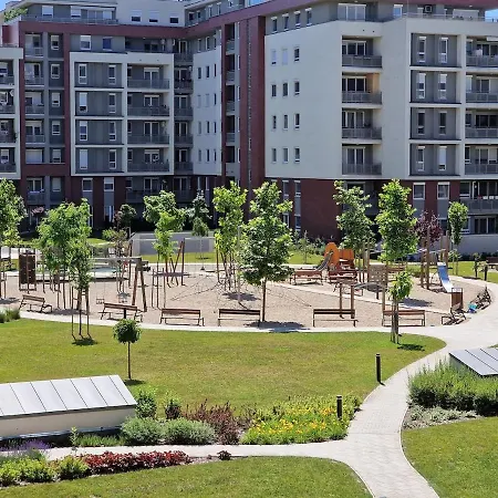 Apartment Modern Smart Metrodom Park -15min From Center *