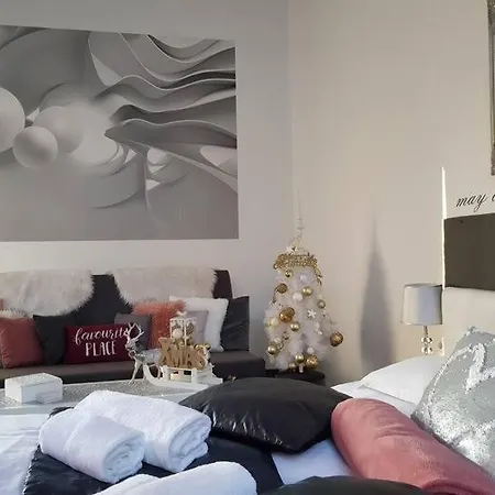 Modern Flat With Perfect Location Apartment *