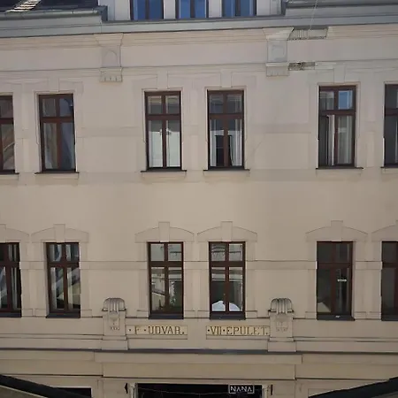Downtown Family Apartment *