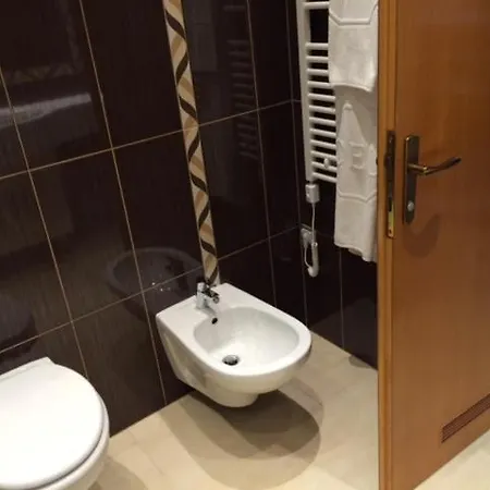 Hotel Ceu Konferencia Koezpont 3*