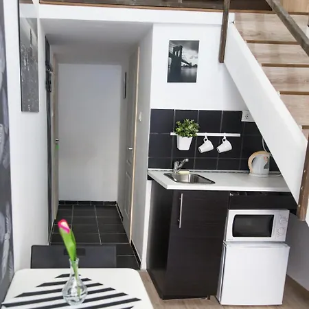 Private Lofts *