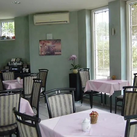 Bed & Breakfast Belle Fleur Panzio Budapest