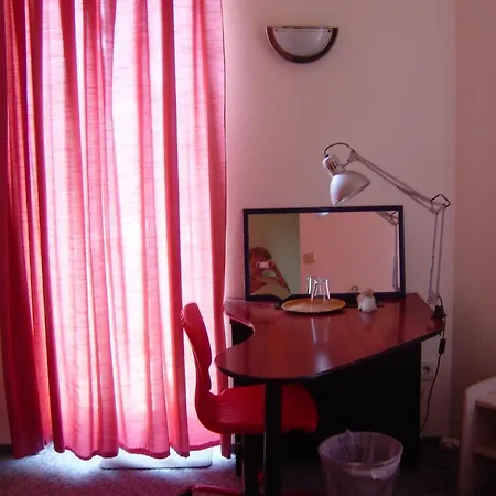 Belle Fleur Panzio Bed & Breakfast