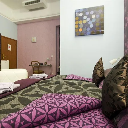 Guestrooms 3* Budapest