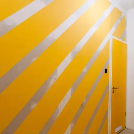 Essential Hostel