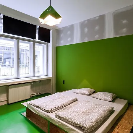 Essential Hostel