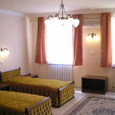 Happy Apartmanhotel 3*