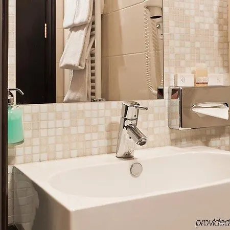 Carat Boutique 4* Budapest