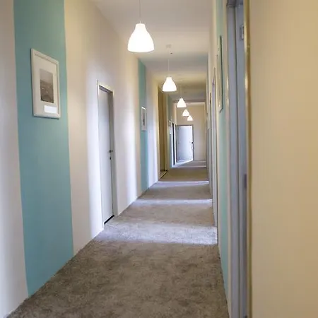 Elisa's Guest house 3*