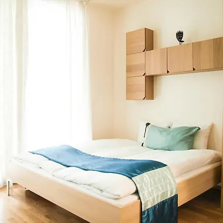 Senator Aparthotel 3*
