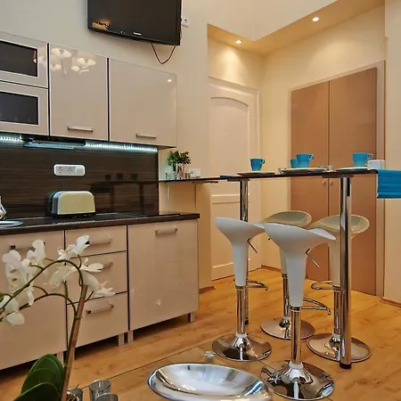 Luxury Apartman *