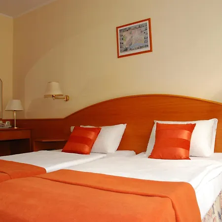 Orion Varkert Hotell 3*