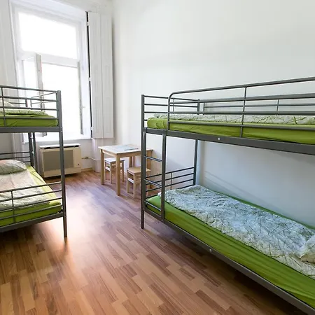 Suite Hostel Albergue