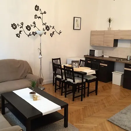 Apartment Mainstreet Central