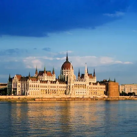 Rubin Wellness & Conference Budapešť