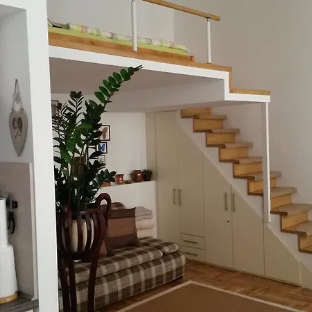 Apartment Pearl In The City