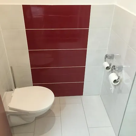 Inner-city Flat *