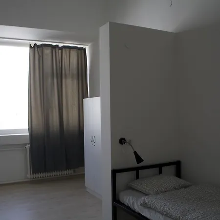 Visit * Budapest