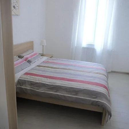 Inner-city Flat *