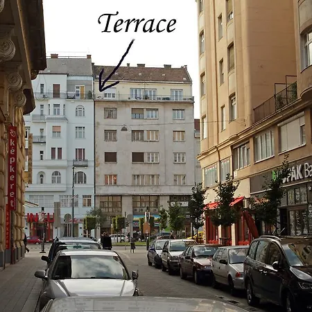 Abt Karoly Apartment