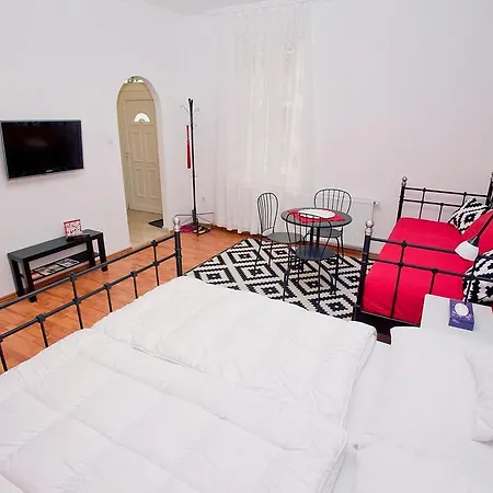 Guest house Oasis *