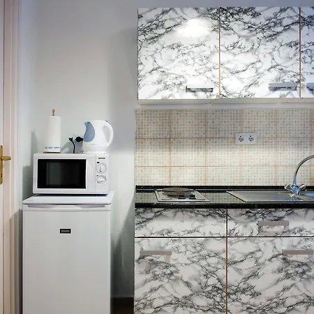 Metroflat B18 *