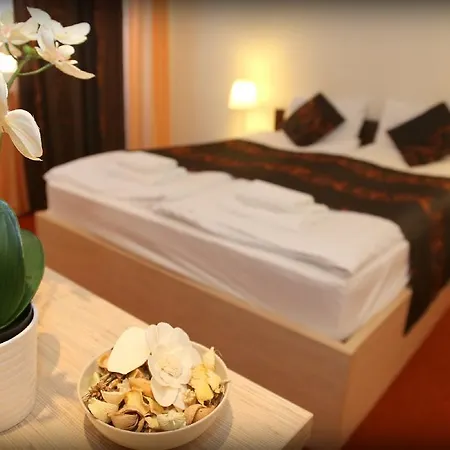 Hotel Garay Terrace 3*