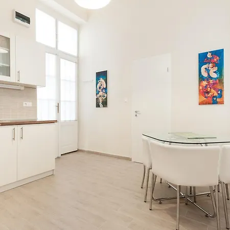 Midtown Apartamento Budapest