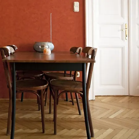 Maison Orange & Maison Rose Apartment *